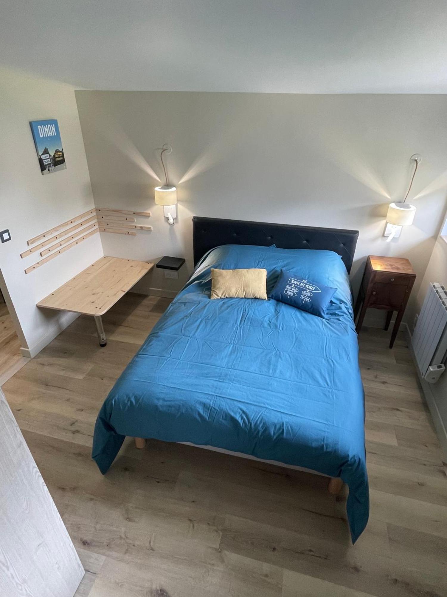 Des Sables D'or Apartment Broons